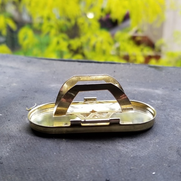 Vintage lipstick holder - Picture 2 of 3